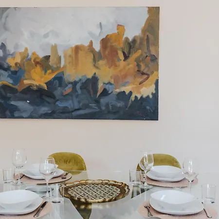 In Centro Storico La Loggia * دومودوسولا