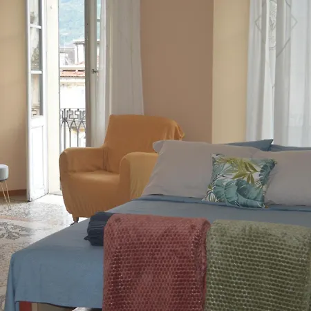 In Centro Storico La Loggia شقة دومودوسولا